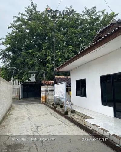 Bangunan dan Lahan Parkir Kebon Jeruk 4
