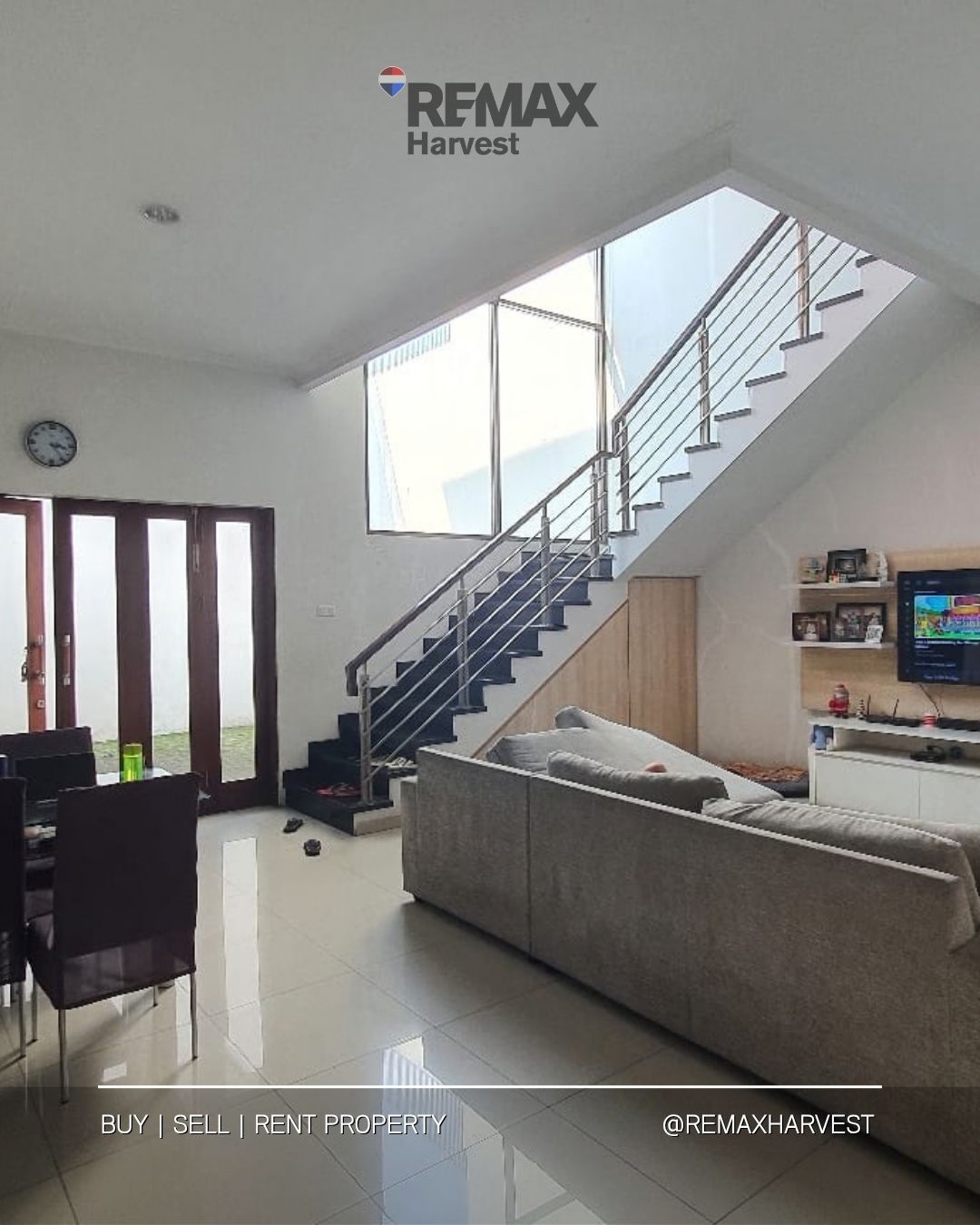 Rumah Singgasana Pradana Bandung 3