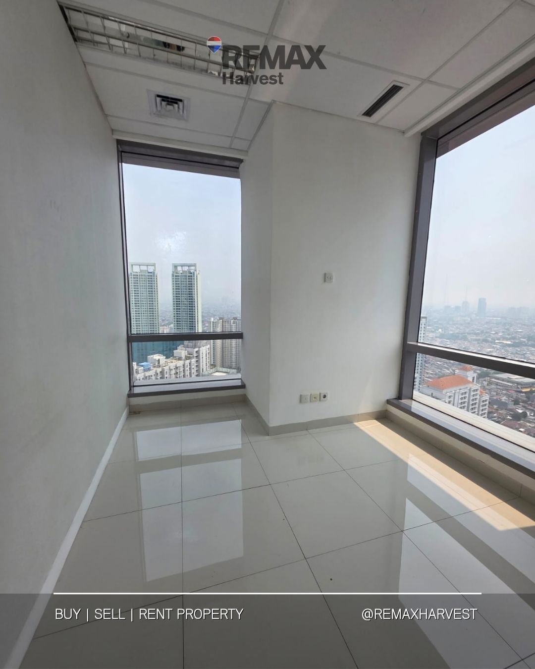 Office Space Soho Capital Jakarta Barat 5